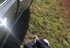 Įvykio vietoje sužalotąją gelbėjusio vyro užfiksuoti vaizdai