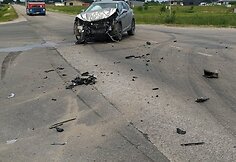 &bdquo;Lexus&ldquo; ir mokyklinio autobuso avarija Poderi&scaron;kiuose