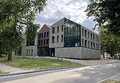 Bir&scaron;tone ilgą laiką akį rėžę griuvėsiai prie&scaron; ir po rekonstrukcijos