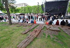 Romo Kalantos aukai atminti skirtas koncertas Kauno muzikinio teatro sodelyje