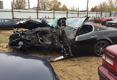 Skaudi avarija Kaune: &bdquo;Maserati&ldquo; rėžėsi į medį