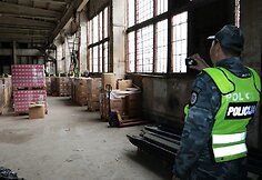 Kauniečio angare ir namuose aptikti galimai vogti daiktai