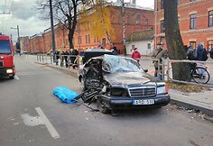 Avarija Kauno Juozapavičiaus prospekte: žuvo mergina