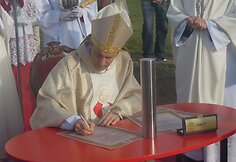 Naujos bažnyčios statybos pradžia &Scaron;ilainiuose