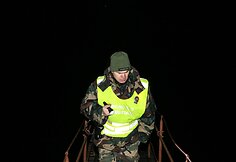 VSAT kinologas dirba su keturkoju kolega