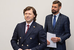 Spaudos konferencija apie atliekamą įkiteisminį tyrimą dėl nusikalstamu būdu gauto turto legalizavimo