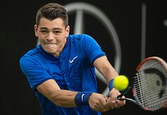 Rogeris Federeris sugrįžimą į teniso kortus pažymėjo sunkia pergale
