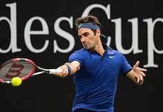 Rogeris Federeris sugrįžimą į teniso kortus pažymėjo sunkia pergale