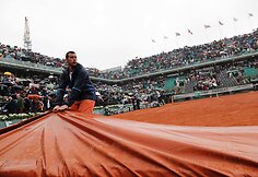 Kei Nishikoris prie&scaron; Richardą Gasquet