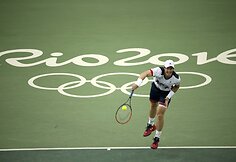 Andy Murray prie&scaron; Viktorą Troickį