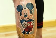 Naglis Bierancas pasidarė Mikimauzo tatuiruotę