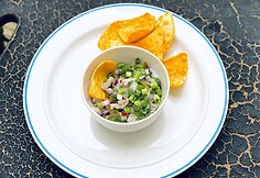Ceviche su silke arba skumbre