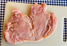 &bdquo;Karantino kuchnia&ldquo;: &bdquo;Cordon Bleu&ldquo; &ndash; gardus vi&scaron;tienos kepsnys su sūriu ir kumpiu