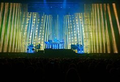 Jeano-Michelio Jarre ture „Electronica World Tour“