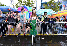 „Mermaid Parade“ akimirka