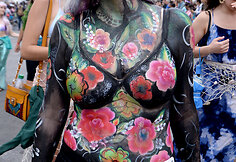 „Mermaid Parade“ akimirka