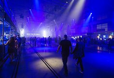 Koncerto Vilniaus keleivinių traukinių depe akimirka