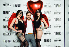 Vakarėlis klube „Taboo“