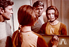Donatas Banionis ir Natalija Bondarčiuk filme &bdquo;Soliaris&ldquo;. 1971 m.