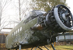 Senas An-2 lėktuvas Panevėžio aerodrome