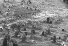 Žydų kapinės Užupyje. Kino studijos &bdquo;Belarusfilm&ldquo; filmo &bdquo;Vostočnyj koridor&ldquo; (&bdquo;Rytų koridorius&ldquo;) kadras. 1966 m.