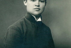 S. Anglickis, baigęs Tel&scaron;ių mokytojų seminariją 1927 m.
