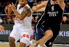 Curtis Jerrelsas Semihas Erdenas