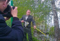 Aplinkosaugininkai pradėjo griauti neleistinas tvoras prie vandens telkinių