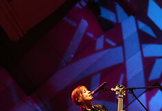 Suzanne Vega