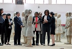 Michelle Obama su dukterimis