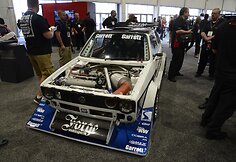 SEMA 2013: lenktyniniai automobiliai 
