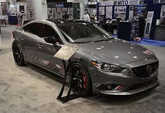 SEMA 2013: modernūs sportiniai automobiliai 