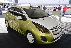 SEMA 2013: modernūs sportiniai automobiliai 