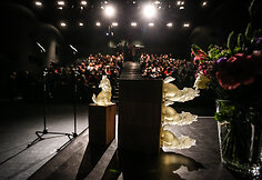 Vilniaus tarptautinis trumpųjų filmų festivalis apdovanojimų ceremonijoje i&scaron;dalino prizus filmų kūrėjams.Ievos Budzeikaitės nuotr.
