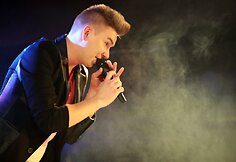 &bdquo;16 Hz Tribute&ldquo;