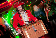 Piratų vakarėlio akimirka