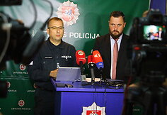 Mindaugas Ambraziūnas ir Julius Gelumbauskas (de&scaron;inėje)