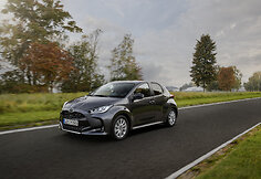 &bdquo;Mazda2 Hybrid&ldquo;