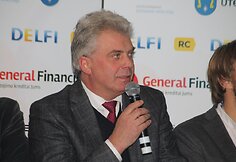 „Halls Winter Rally“ spaudos konferencija