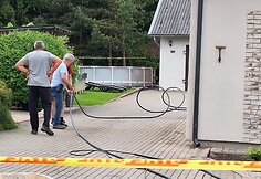 Pasvalyje po namu atsivėrė smegduobė