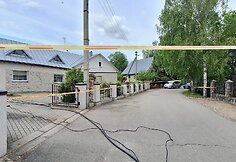 Pasvalyje po namu atsivėrė smegduobė