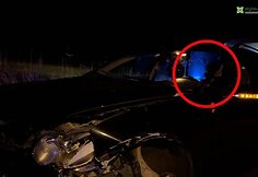 Avarija netoli Alytaus: automobilis rėžėsi į ūkininko padargus