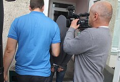 Į teismą vedamas nužudymu įtariamas nepilnametis