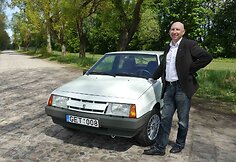 Istorinių automobilių ralio dalyviai