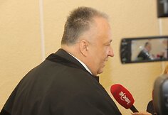 Įtariamųjų suėmimas