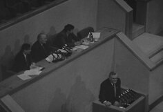 Kandidatų į Aukščiausiosios Tarybos pirmininko postą prisistatymai. Lietuvos komunistų partijos kandidatas Algirdas Brazauskas. 