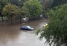 &Scaron;iauliai skęsta po gausaus lietaus