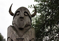 Gruobinia. Kuršių vikingų stovykla