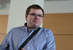 Pusiaukelės namai