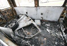 &Scaron;iauliuose degė mikroautobusas